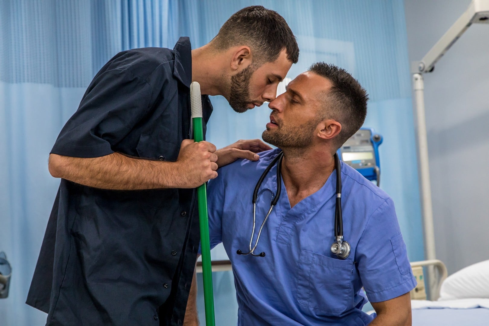 1620px x 1080px - Hospital gay porn pics from Men